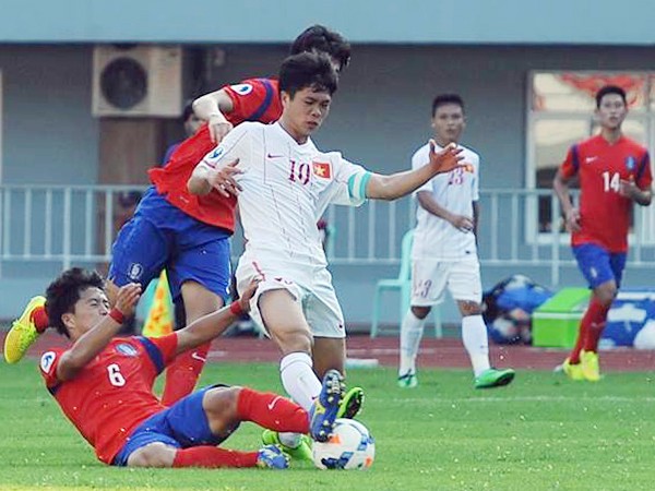 "Bầu" Đức và hai lần cúi đầu chết lặng... ảnh 1