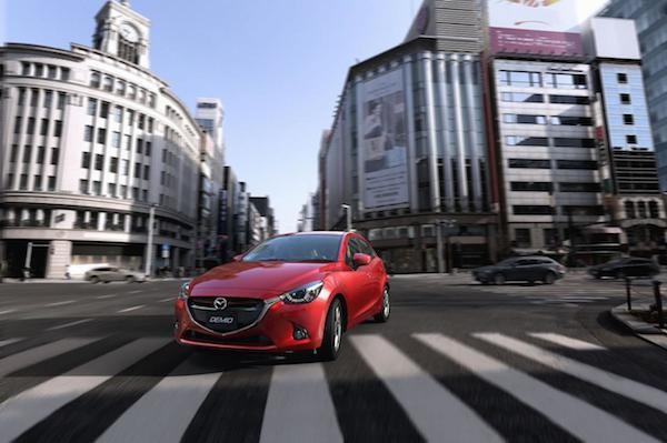 Hatchback cỡ nhỏ Mazda2 2015 lộ thông số kĩ thuật chi tiết ảnh 3
