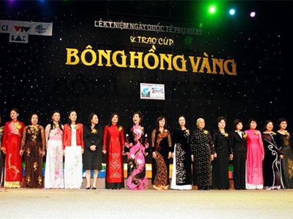 Những nữ dũng sĩ trên mặt trận kinh tế ảnh 1