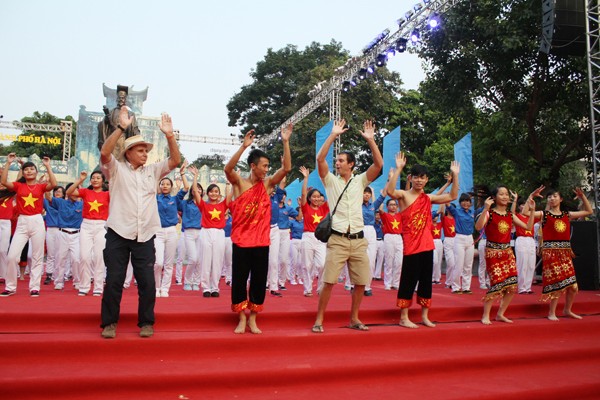 Hà Nội - Thông điệp hòa bình ảnh 3
