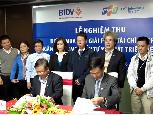 Quang cảnh buổi lễ ký kết nghiệm thu