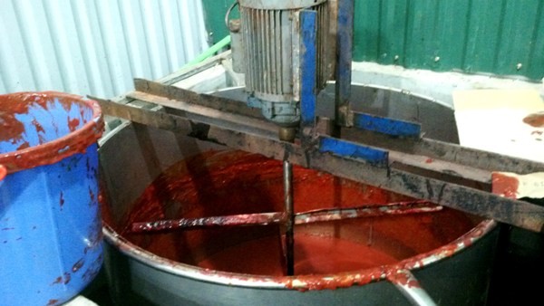 Phát hiện cơ sở sản xuất sa tế giả nhãn hiệu ảnh 3
