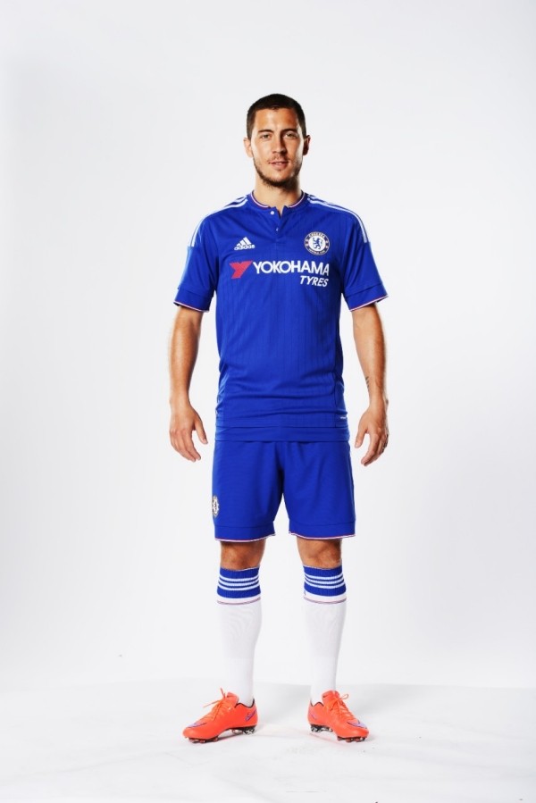 Sao Chelsea cực ngầu khi ra mắt áo đấu hoàn toàn mới ảnh 7