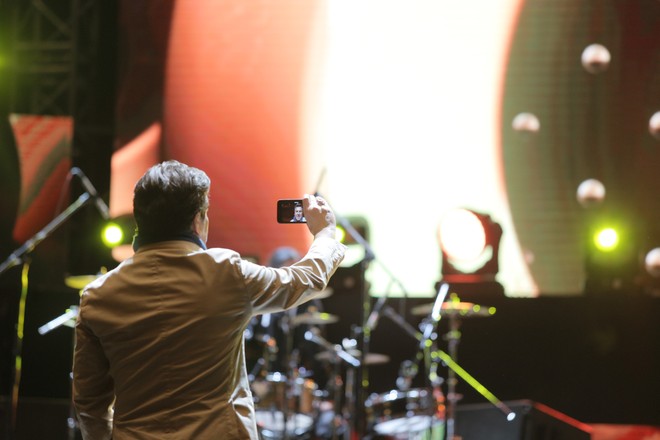 Thomas Anders khiến khán giả Việt Nam "phát cuồng"