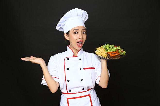 "Hoa hậu hài" Thu Trang giải nghệ để làm đầu bếp? ảnh 8