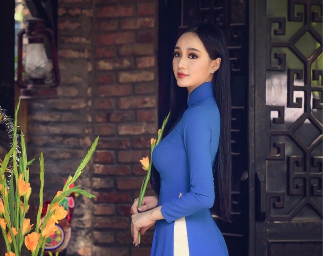 "Nữ hoàng đá quý" Nguyễn Oanh: Không bỏ dở chuyện học để dấn thân vào showbiz ảnh 6
