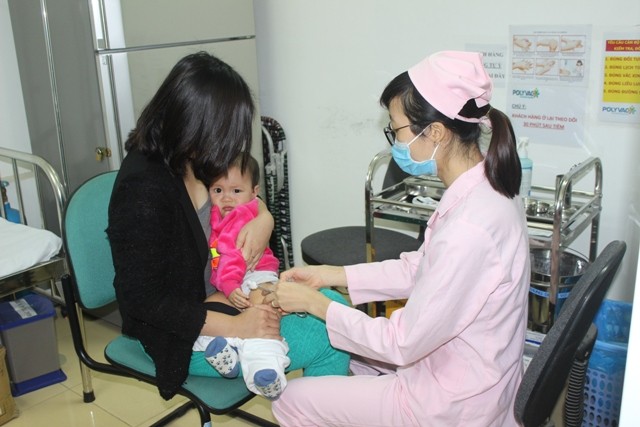 Sáng nay, điểm tiêm chủng tại 418 Vĩnh Hưng đã bắt đầu tiêm Pentaxim