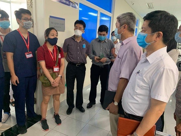 Quảng Nam giãn cách xã hội ở 6 huyện, 20 chuyên gia từ Hà Nội và TP.HCM vào hỗ trợ ảnh 1