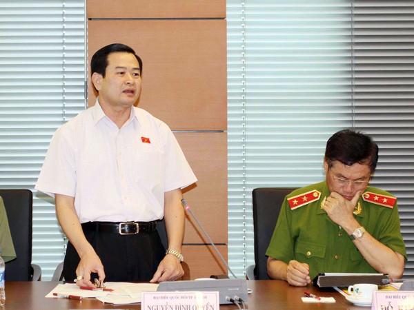 ĐB Nguyễn Đình Quyền – Phó Chủ nhiệm Ủy ban Tư pháp của Quốc hội phát biểu