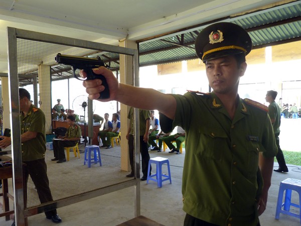 Phần thi của lãnh đạo các đơn vị chức năng và Công an các quận, huyện, thị xã