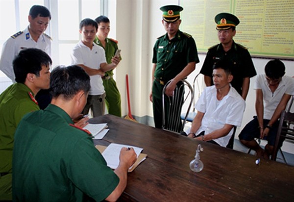 Cơ quan chức năng làm việc với đối tượng liên quan