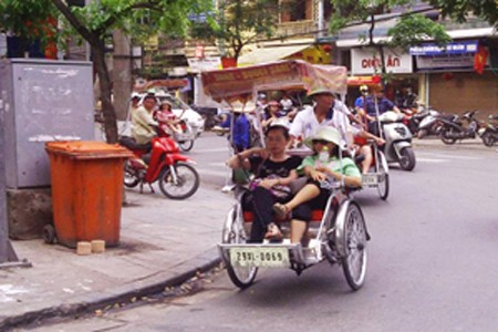 Hạn chế xích lô, tăng xe ô tô điện ảnh 1
