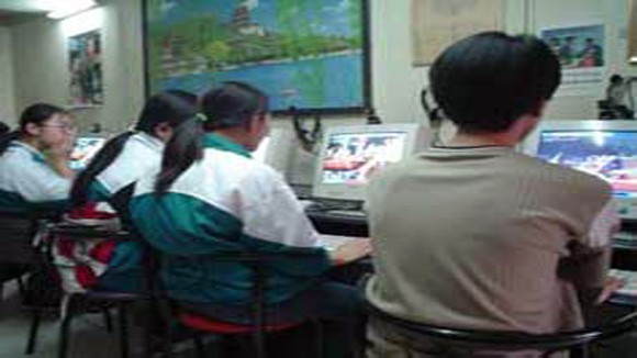 Tăng cường kiểm tra hoạt động của các quán internet ảnh 1
