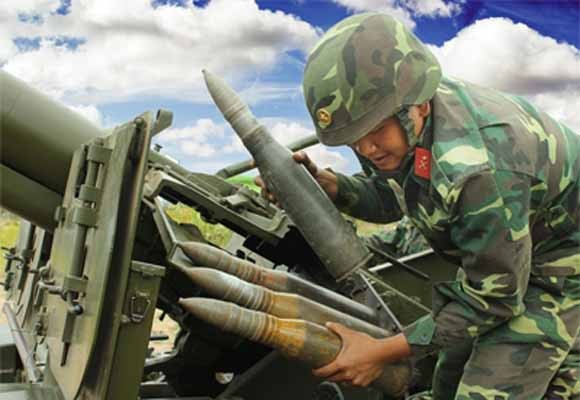 Bộ đội Tây Nguyên diễn tập bắn đạn thật ảnh 1
