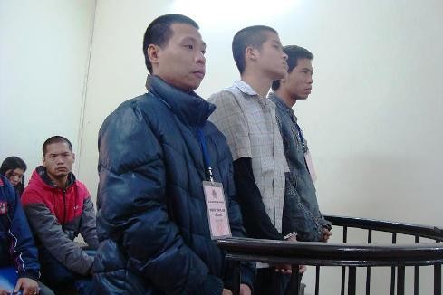 “Quái xế” taxi lĩnh án tù ảnh 1