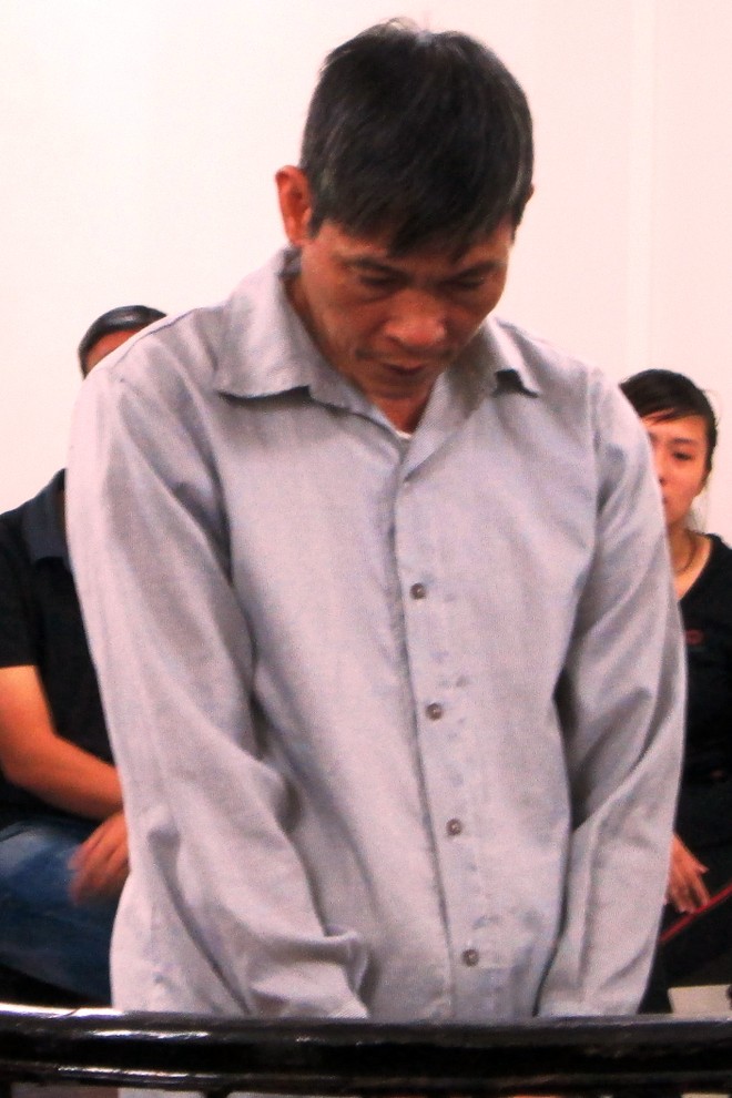 Đi buôn hàng giả, lĩnh án thật ảnh 1