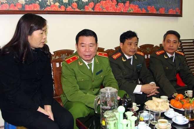 Trọn nghĩa vẹn tình ảnh 1