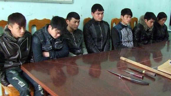 Bắt giữ nhóm trai làng hỗn chiến khiến 2 người bị trọng thương ảnh 1