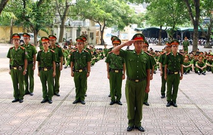 Tổ chức cuộc thi khảo sát về kiểm tra điều lệnh CAND ảnh 9