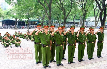 Tổ chức cuộc thi khảo sát về kiểm tra điều lệnh CAND ảnh 10