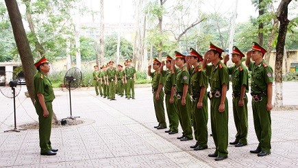 Tổ chức cuộc thi khảo sát về kiểm tra điều lệnh CAND ảnh 5