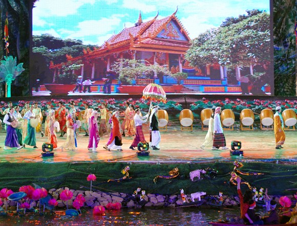 Tôn vinh văn hóa các dân tộc Việt Nam ảnh 4