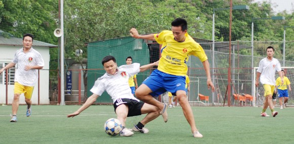 "Mưa bàn thắng" trong trận bóng giao hữu ảnh 3
