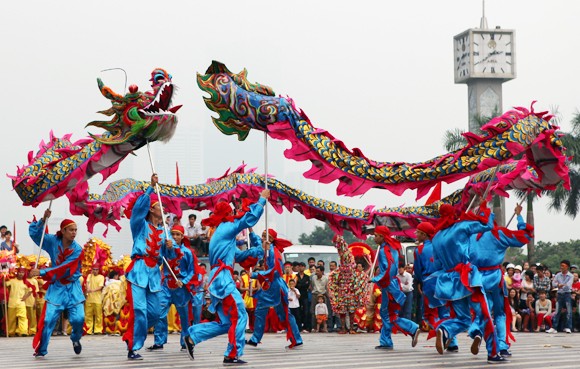 Mãn nhãn với Lễ hội múa rồng Hà Nội 2012 ảnh 13
