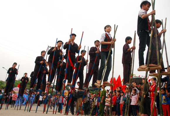 "Tiệc nghệ thuật" dâng vua Hùng ảnh 1