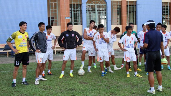 Cầu thủ XMXT.Sài Gòn "ngã ngửa" khi biết tin đội bỏ giải ảnh 1
