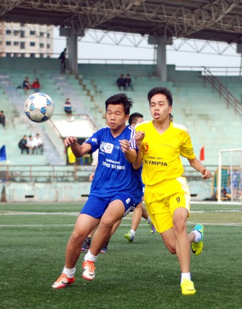 Đương kim vô địch và Á quân cùng bị loại ảnh 9