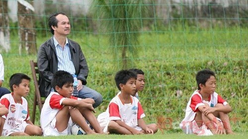 Bầu Đức, U19 và chuyện trồng cao su ảnh 1
