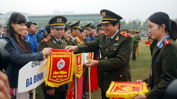 Khai mạc giải bóng đá CATP Hà Nội 2013 ảnh 2