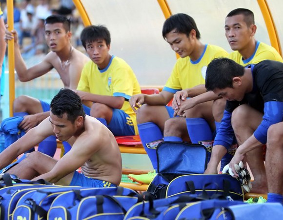 An Giang chính thức bị loại khỏi V-League 2015 ảnh 1