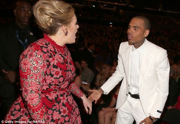 Adele phủ nhận việc “to tiếng” với Chris Brown ảnh 2