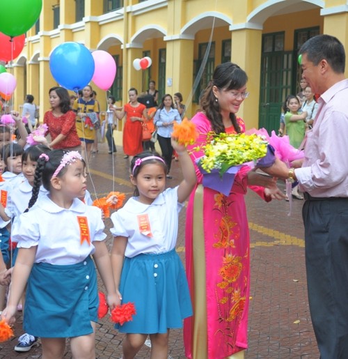 Bước chân hào hứng vào năm học mới ảnh 6