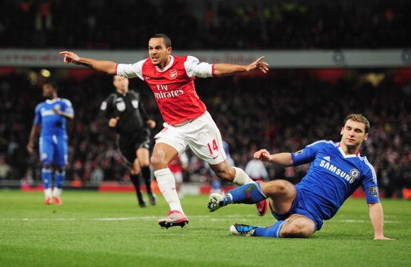 Chelsea – Arsenal: Chiến thắng làm quà mừng HLV Wenger ảnh 1