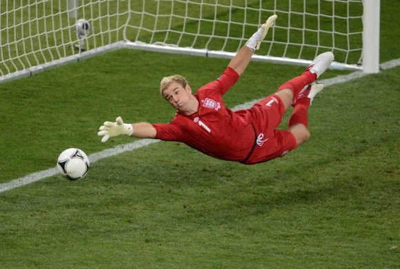 Real Madrid chuẩn bị hỏi mua Joe Hart ảnh 1