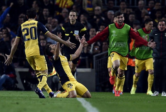 Barcelona 1-1 Atletico Madrid: Tấn công "điên cuồng", nhưng... hút chết! ảnh 2