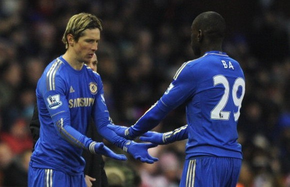 Chelsea - Stoke City: Chiến thắng để quên đi nỗi đau ảnh 1