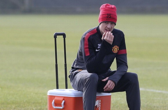 Man Utd chuẩn bị đón Evans trở lại ảnh 1