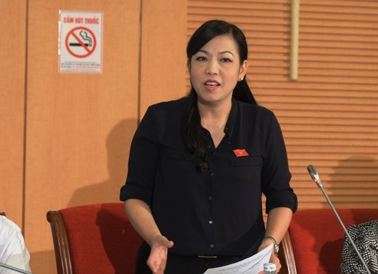 Đại biểu quốc hội chất vấn về tình huống bất lợi khi tổ chức thi quốc gia ảnh 1