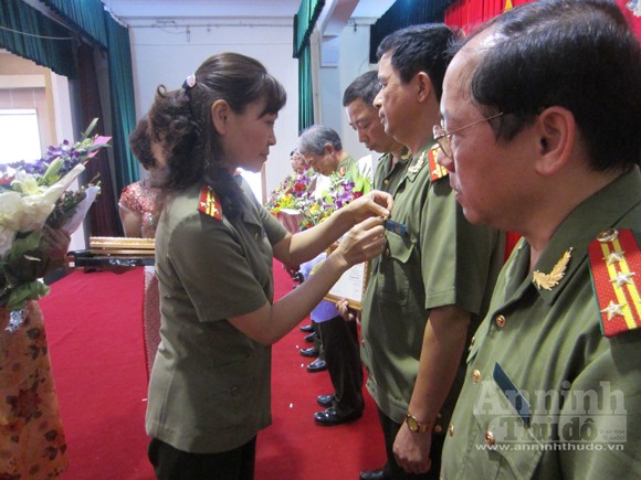Nhiều gương điển hình tiên tiến qua các phong trào thi đua ảnh 1