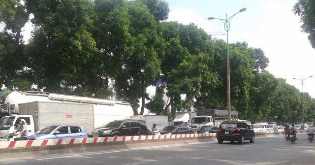 Truy tìm hung thủ đâm chết người đàn ông đang ngồi trên chiếc CRV ảnh 6