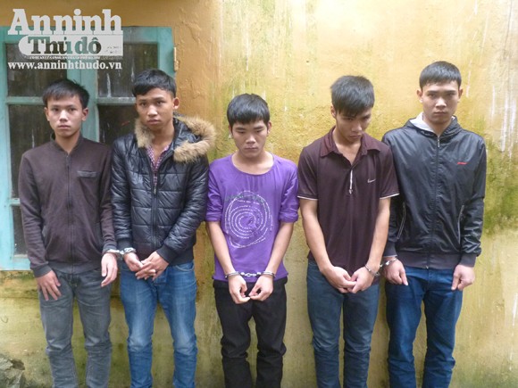 Bắt nhóm “đầu gấu” 9x chuyên ăn quỵt, đòi tiền bảo kê ảnh 1