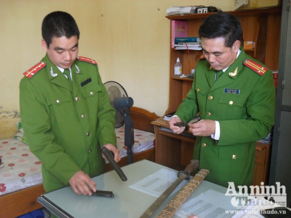 Côn đồ nổ súng truy sát, thanh toán nhau tại nhà văn hóa ảnh 3