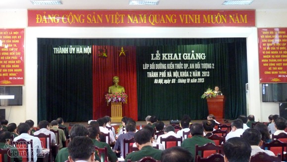 Khai giảng lớp bồi dưỡng kiến thức quốc phòng - an ninh ảnh 1