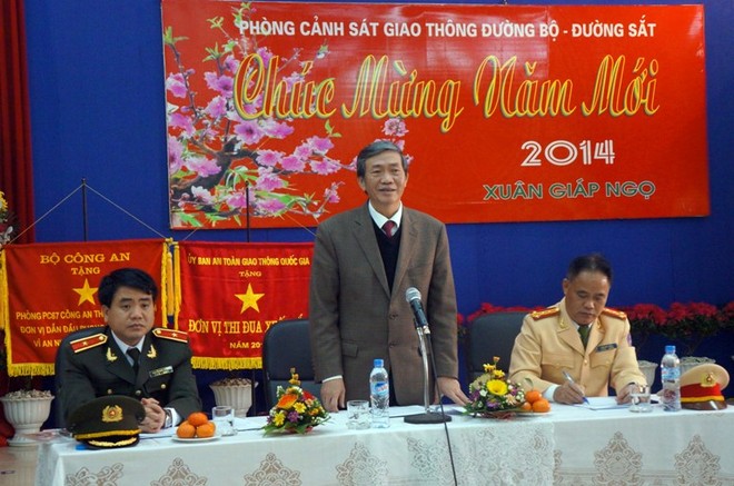 Nhân rộng những tấm gương sáng về tinh thần phục vụ nhân dân ảnh 2