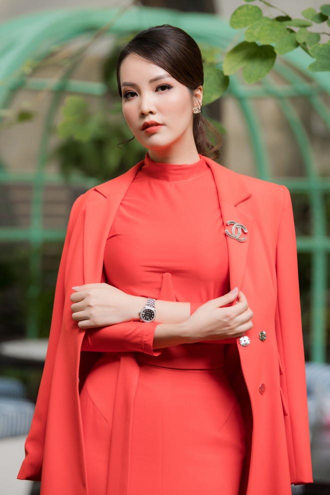 “Thí sinh phải chấm mặt mộc, không được bôi gì, kể cả son dưỡng hay kem chống nắng” ảnh 1