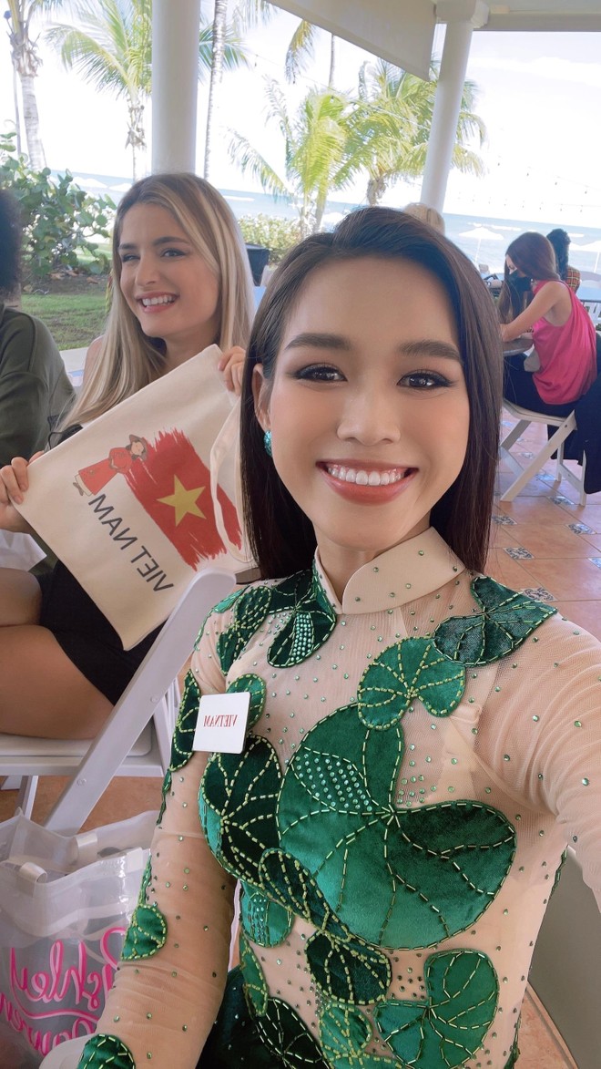 Tiết lộ thêm về bộ trang phục "rau má" được Đỗ Thị Hà mang đến "Miss World 2021" ảnh 3